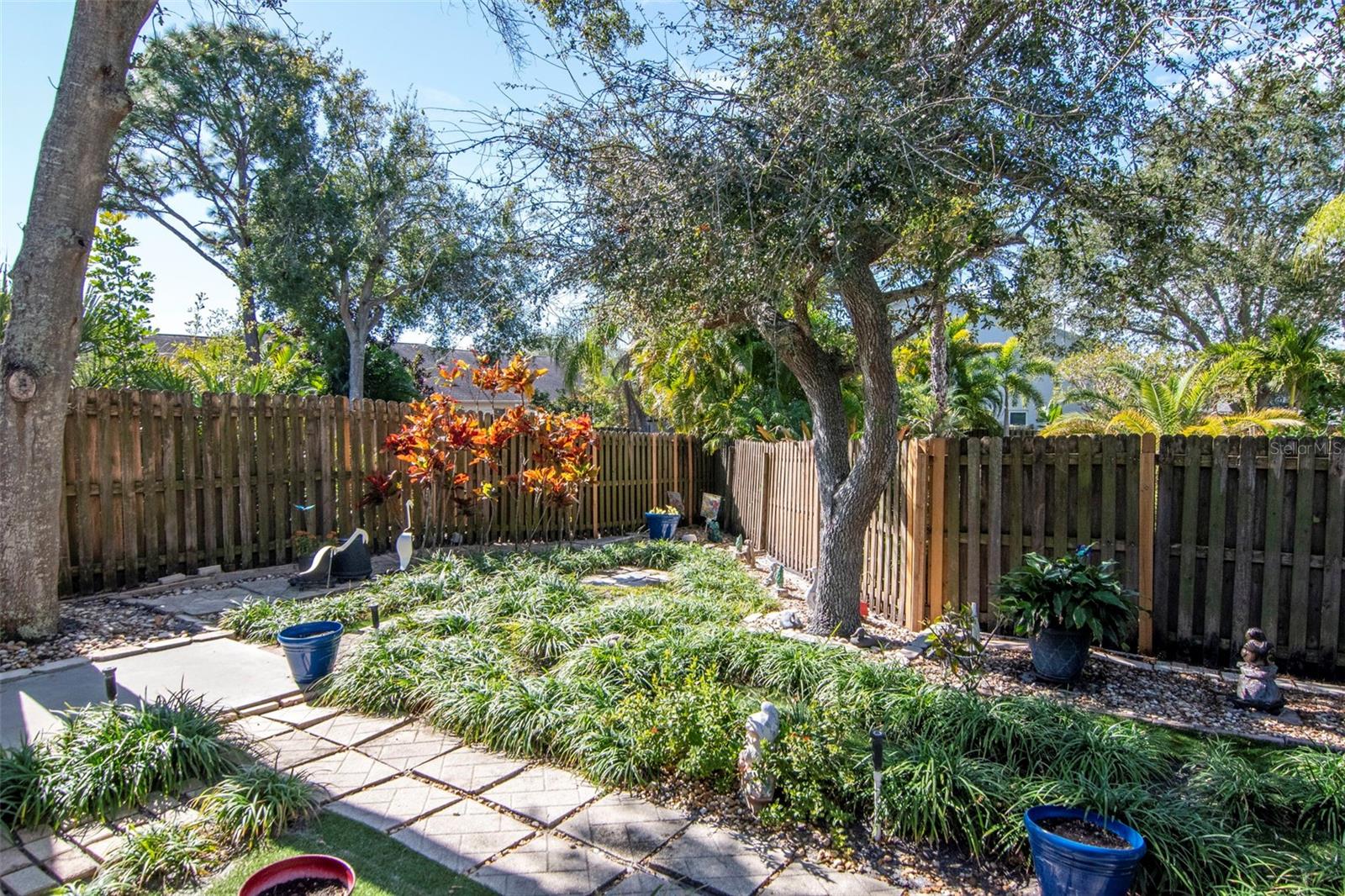 BROOKFIELD - Residential