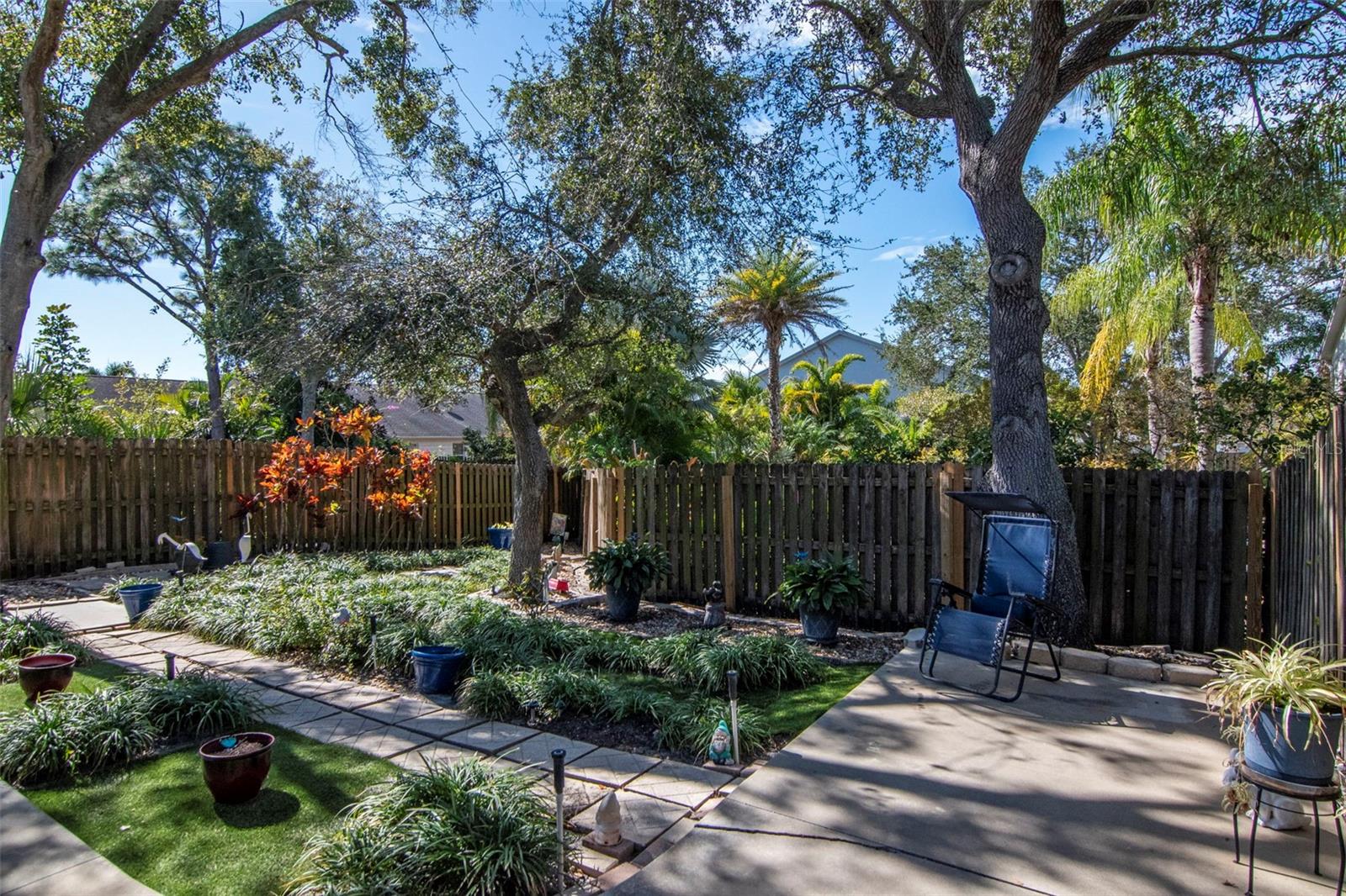 BROOKFIELD - Residential