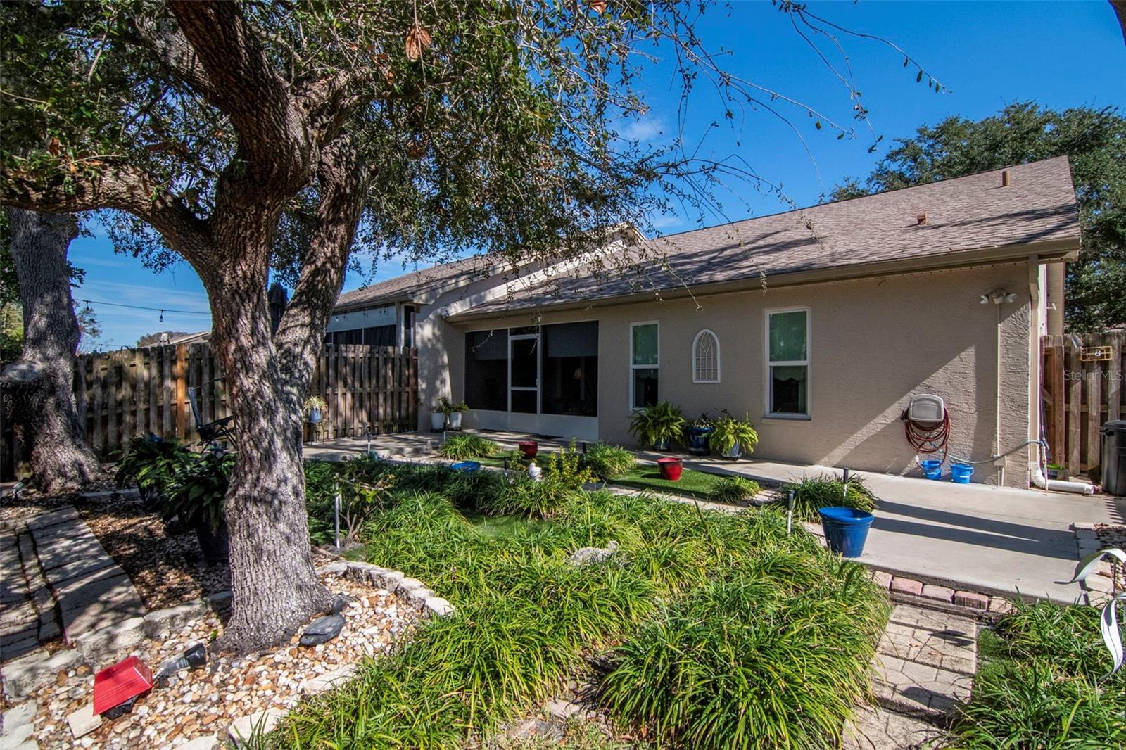 BROOKFIELD - Residential