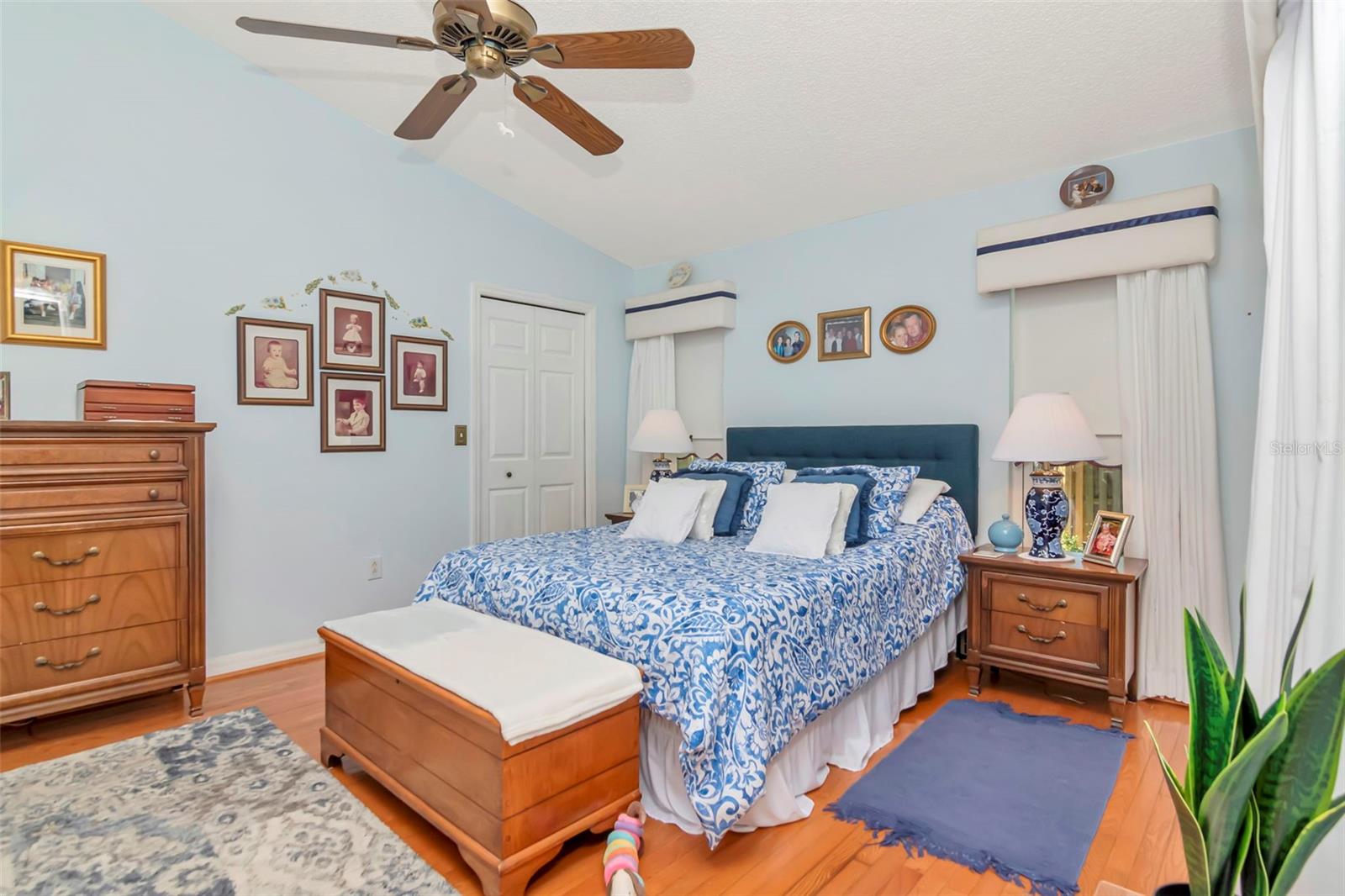 BROOKFIELD - Residential