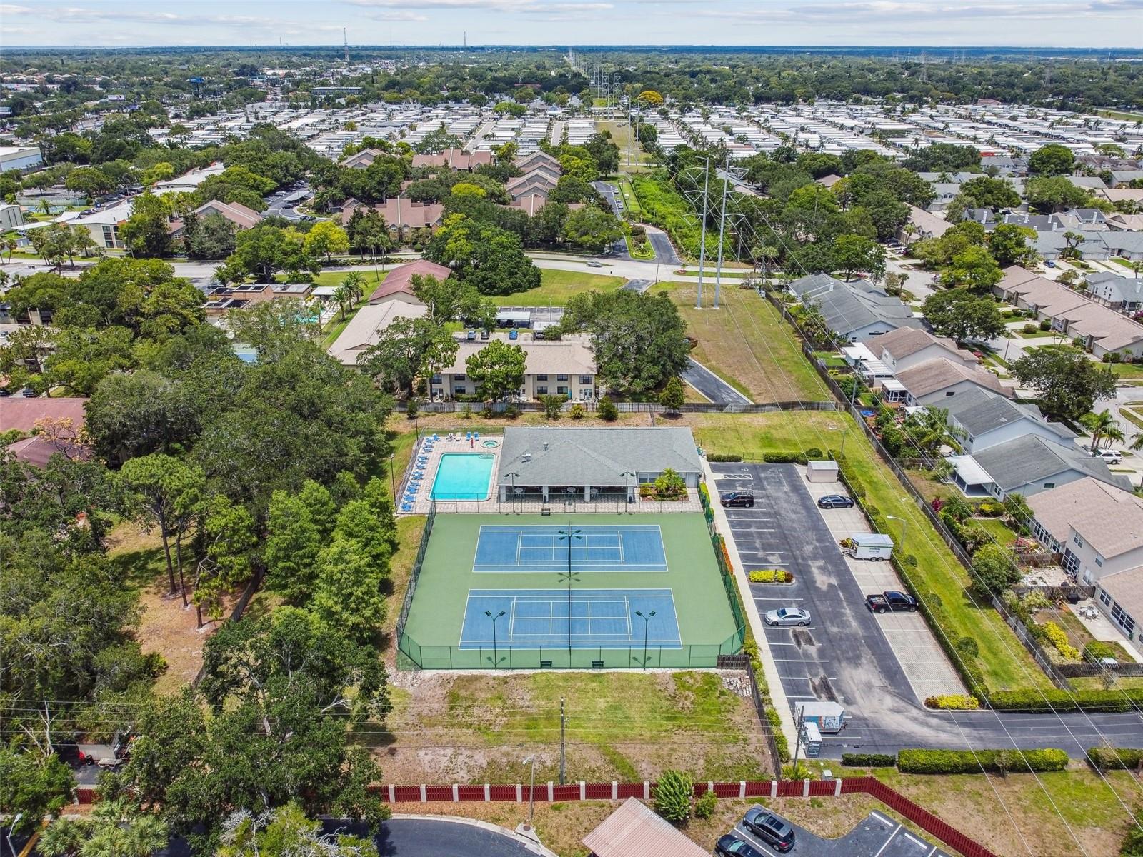 BROOKFIELD - Residential