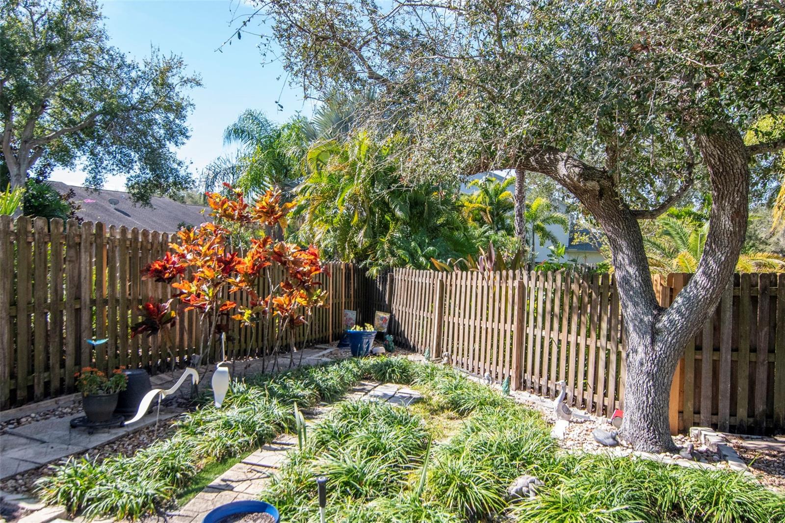 BROOKFIELD - Residential