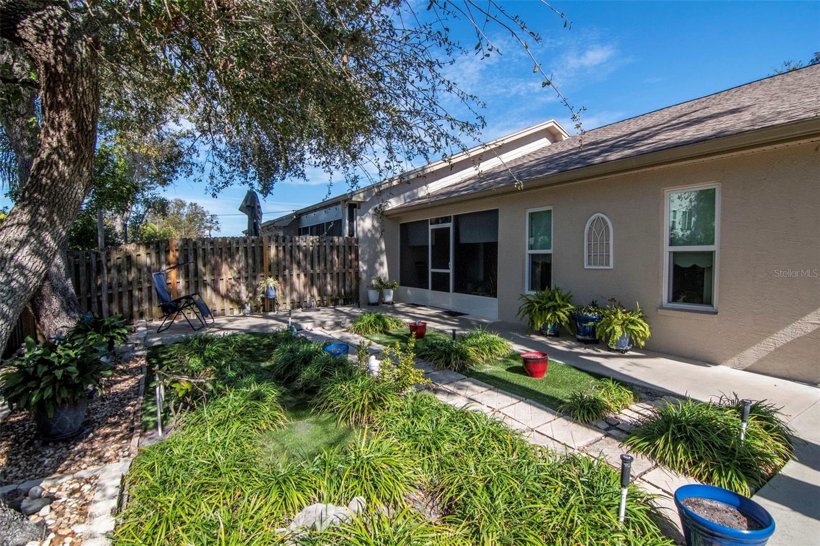 BROOKFIELD - Residential