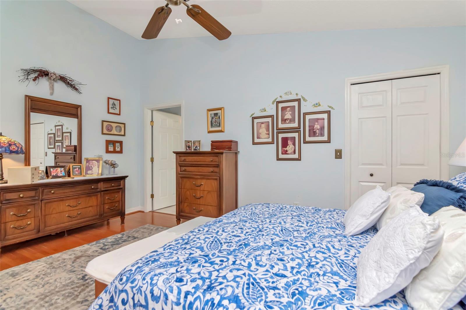 BROOKFIELD - Residential