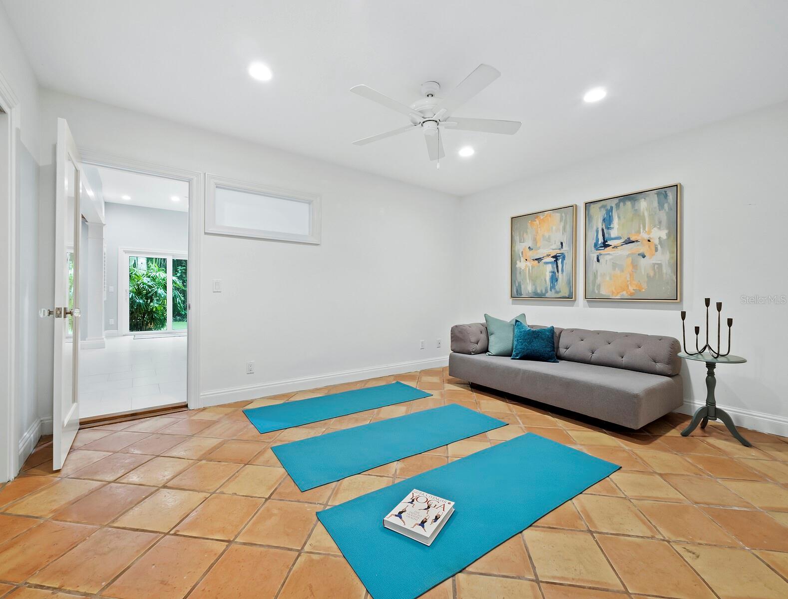 AVONDALE REPLAT - Residential