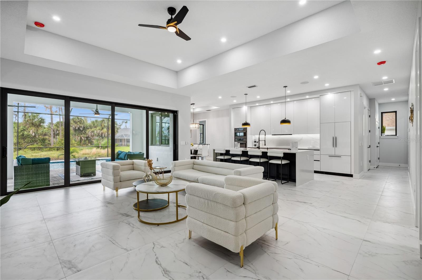 ROTONDA WEST LONG MEADOW - Residential