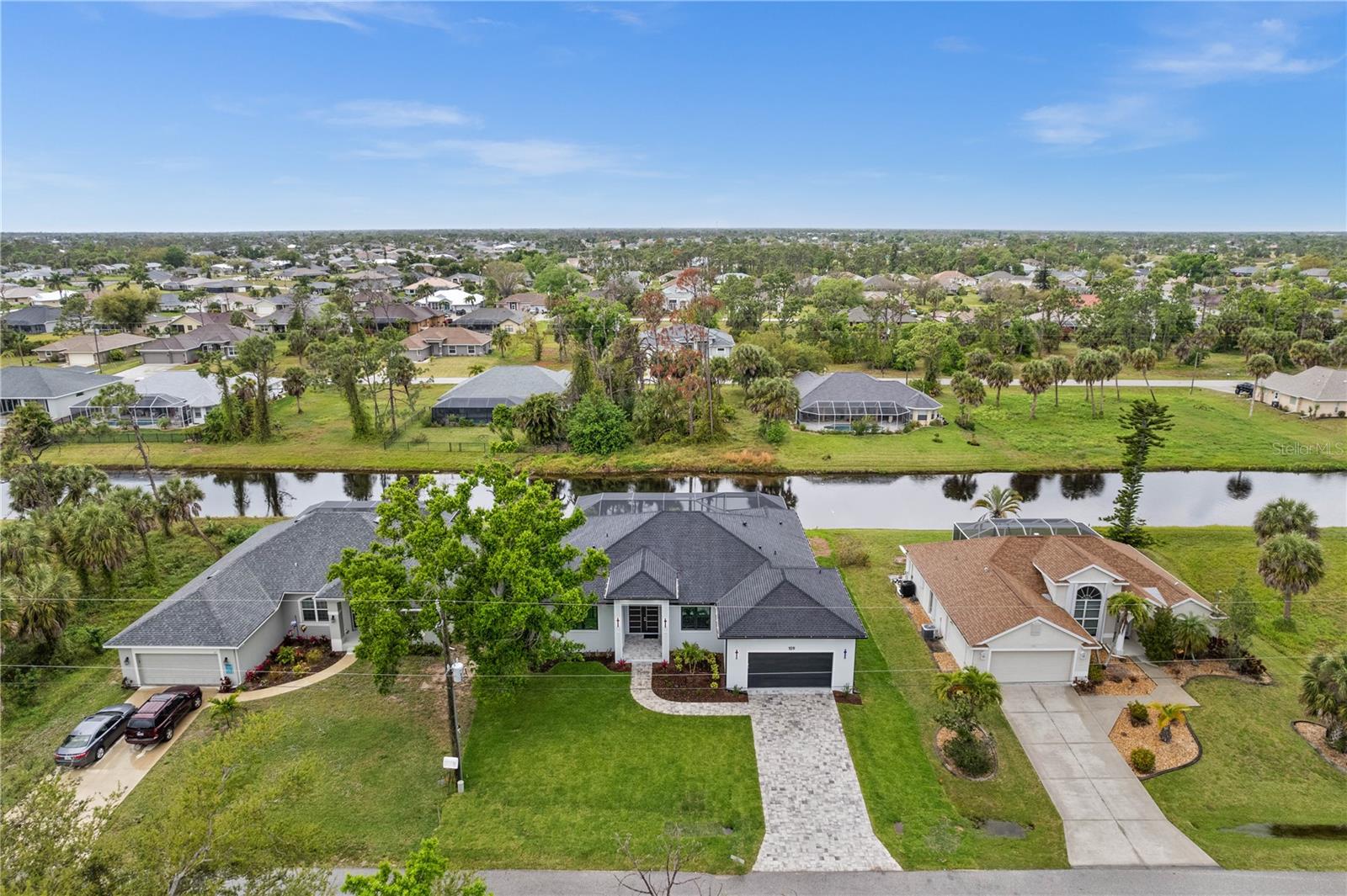 ROTONDA WEST LONG MEADOW - Residential