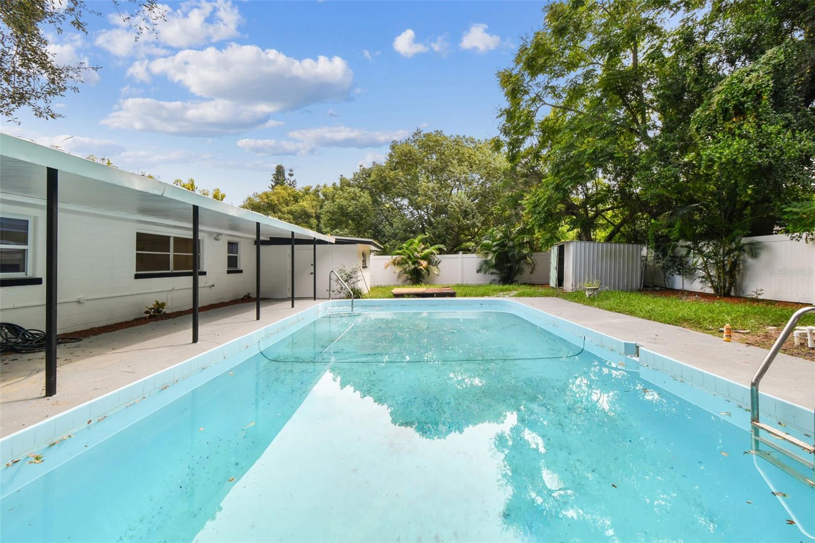 OLD GROVE - Residential