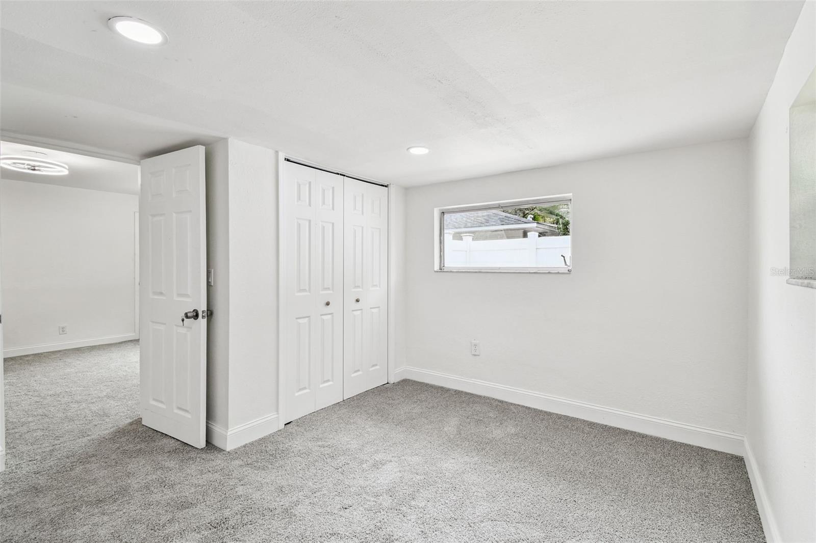 OLD GROVE - Residential