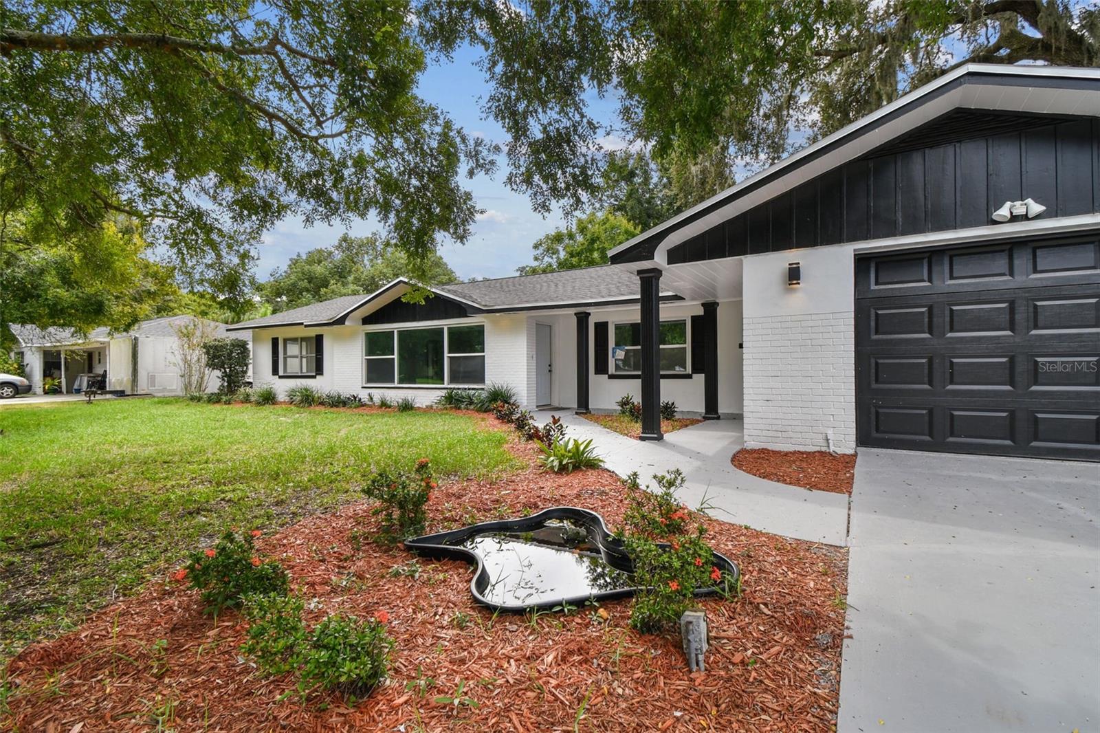 OLD GROVE - Residential