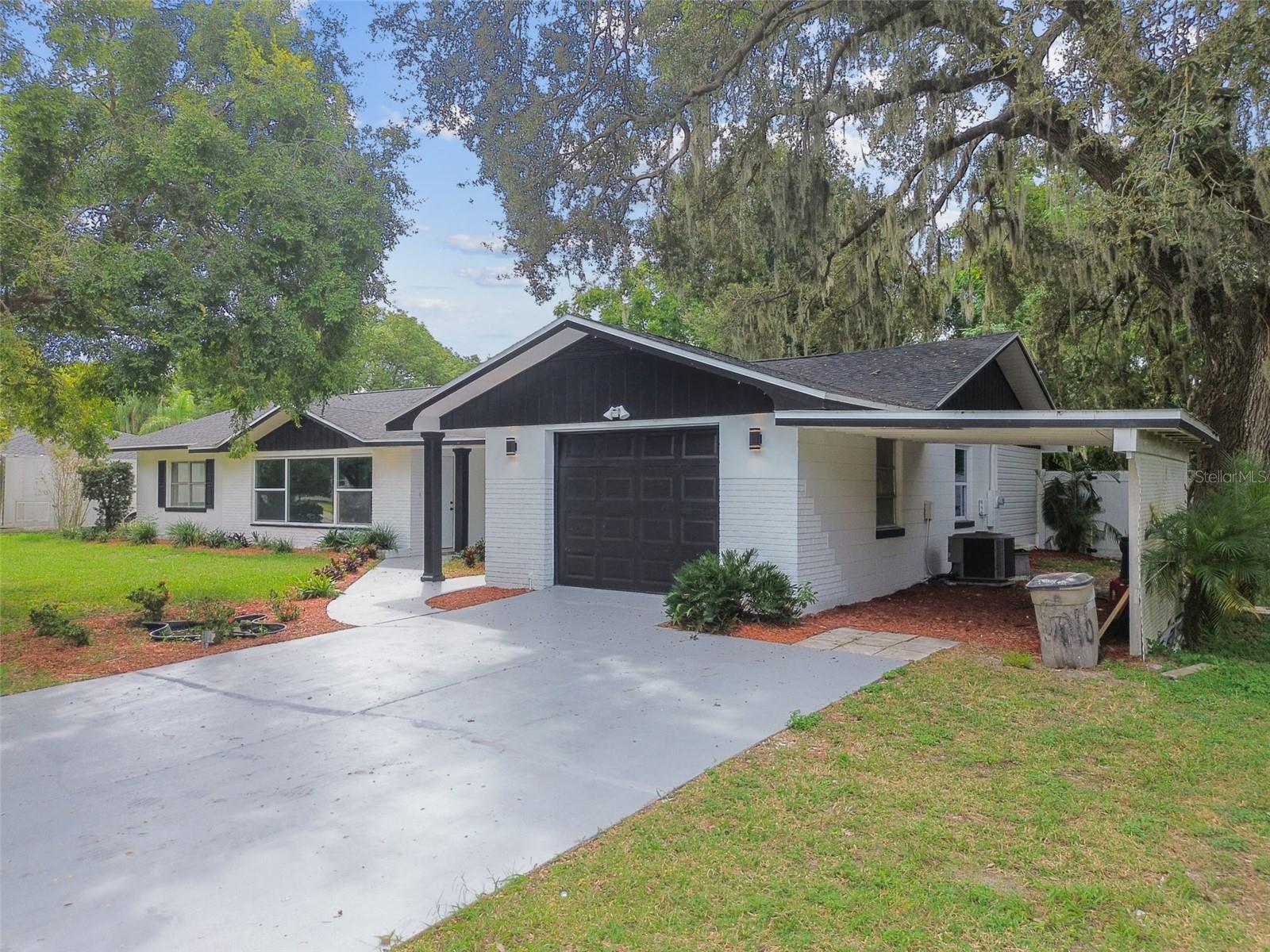 OLD GROVE - Residential
