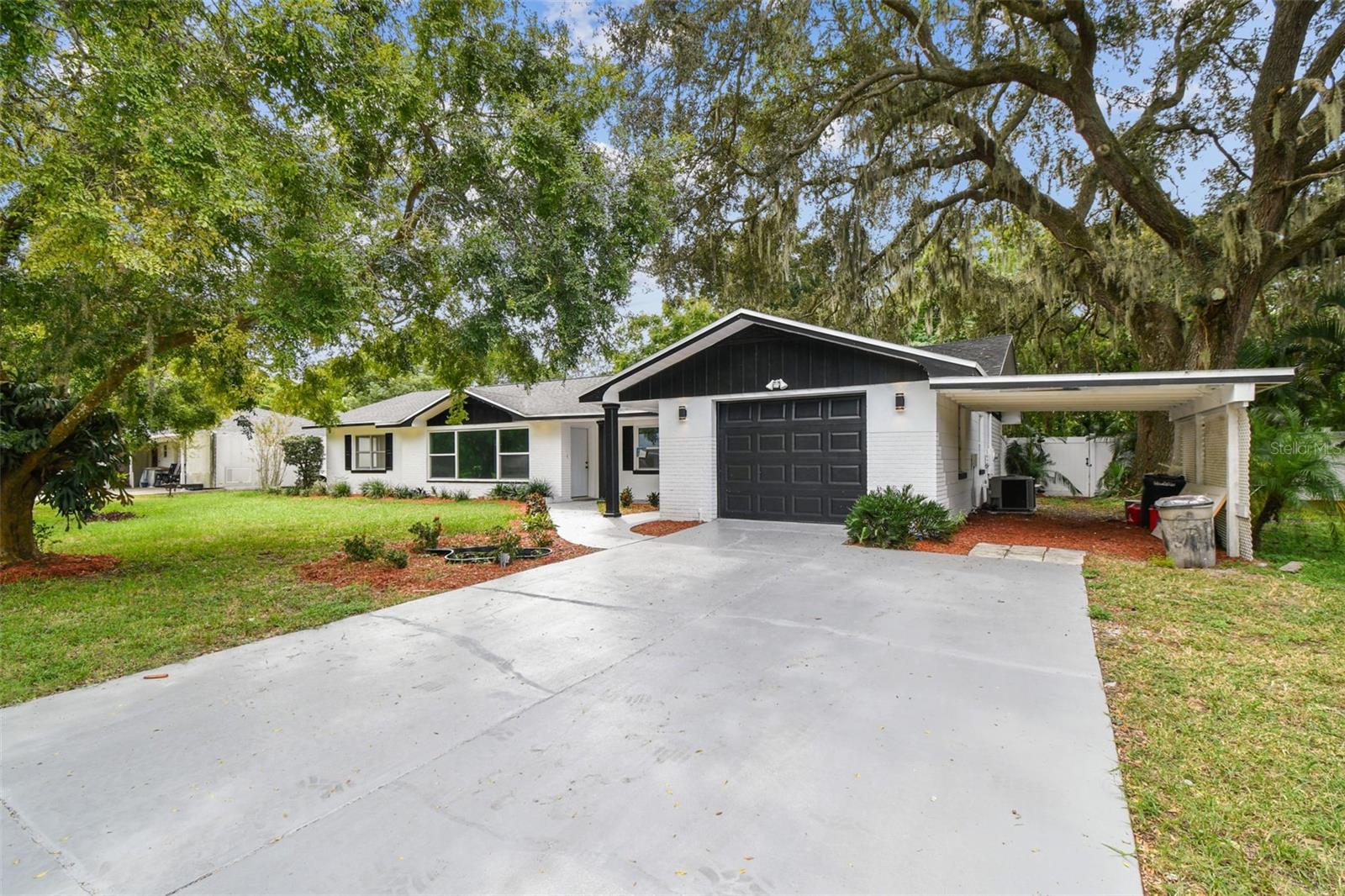 OLD GROVE - Residential