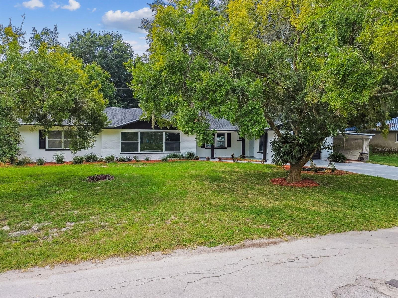 OLD GROVE - Residential
