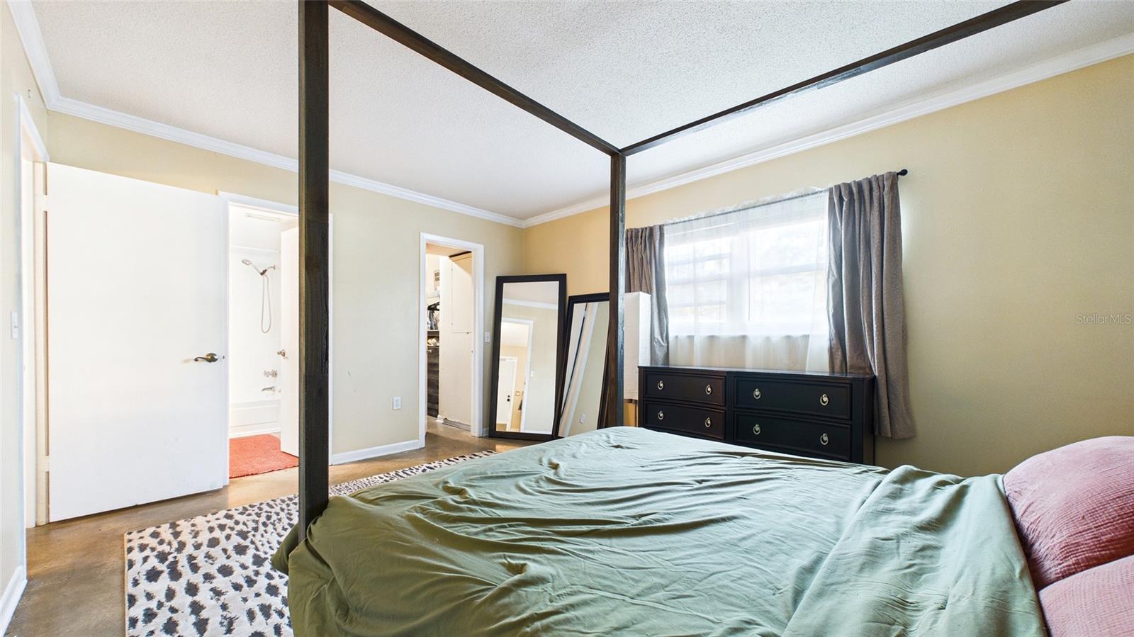 FRENCH QUARTER NORTH CONDO THE - Residential