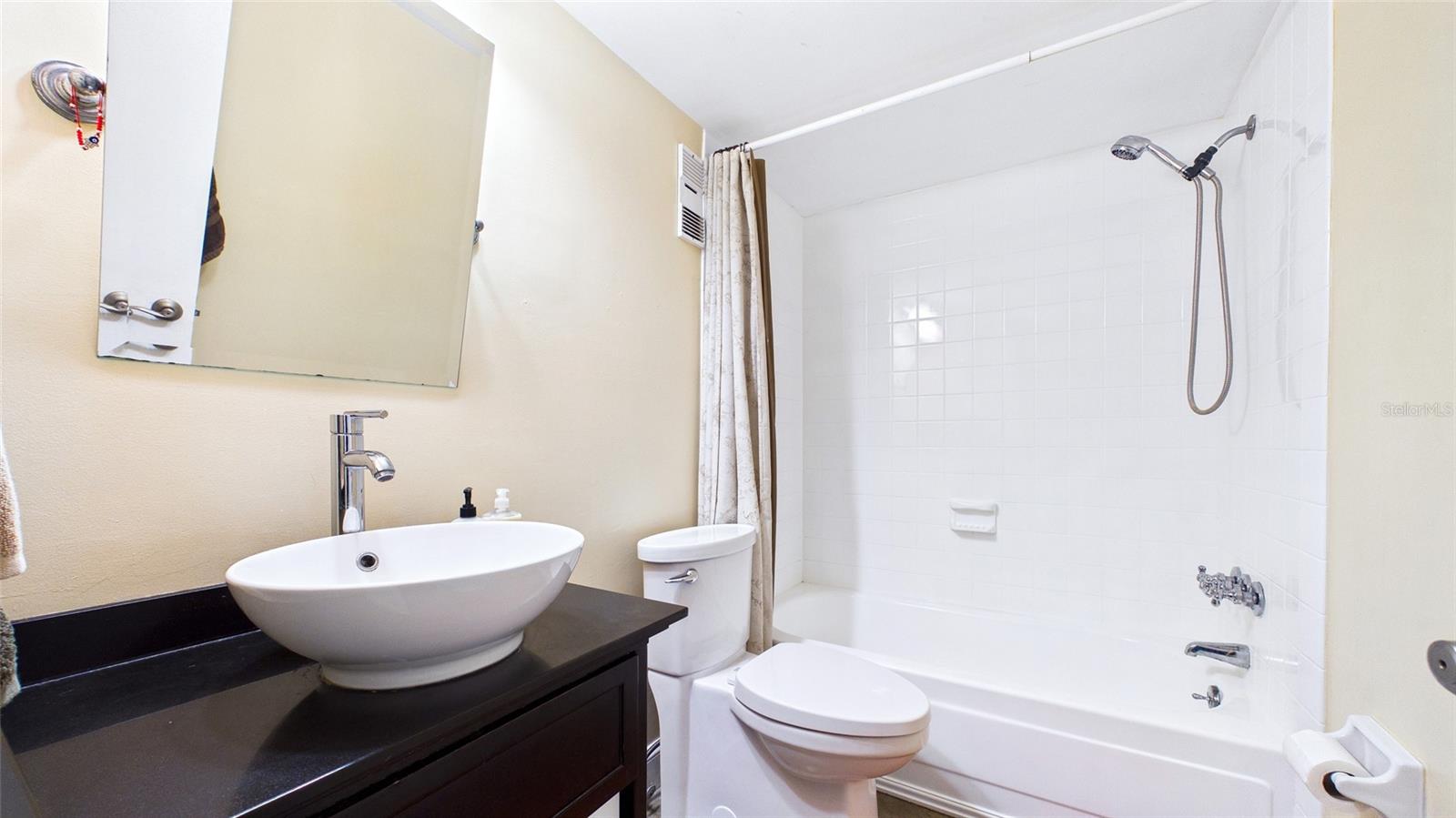 FRENCH QUARTER NORTH CONDO THE - Residential