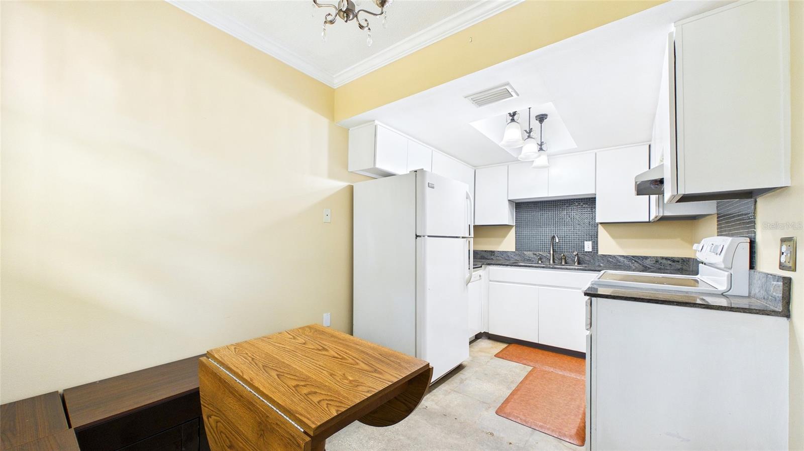 FRENCH QUARTER NORTH CONDO THE - Residential