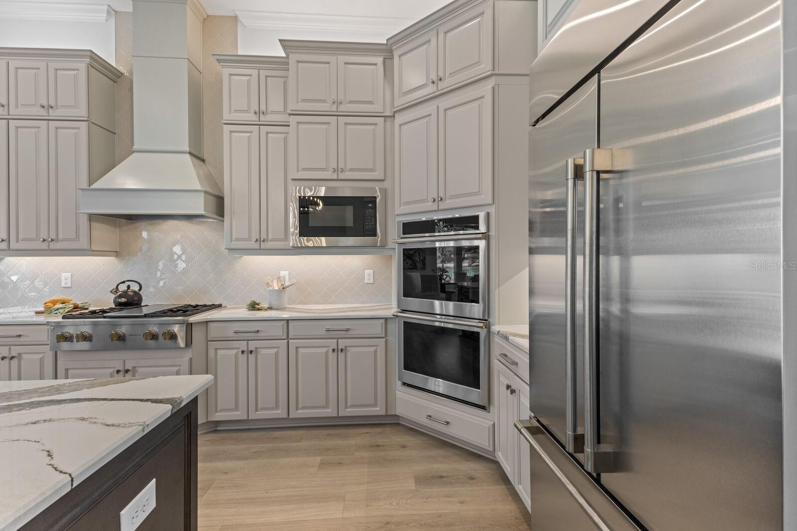 AZARIO ESPLANADE PH II SUBPH C-O - Residential