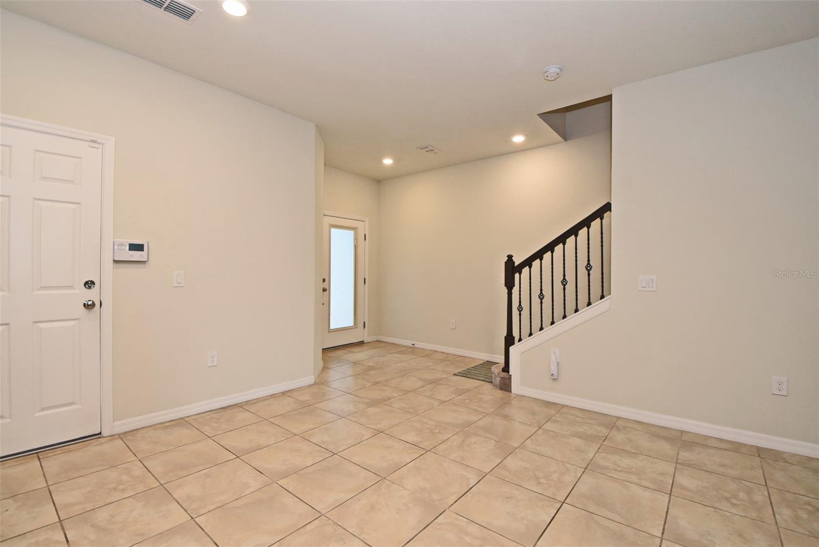 SOMERSET CROSSINGS - Residential Lease