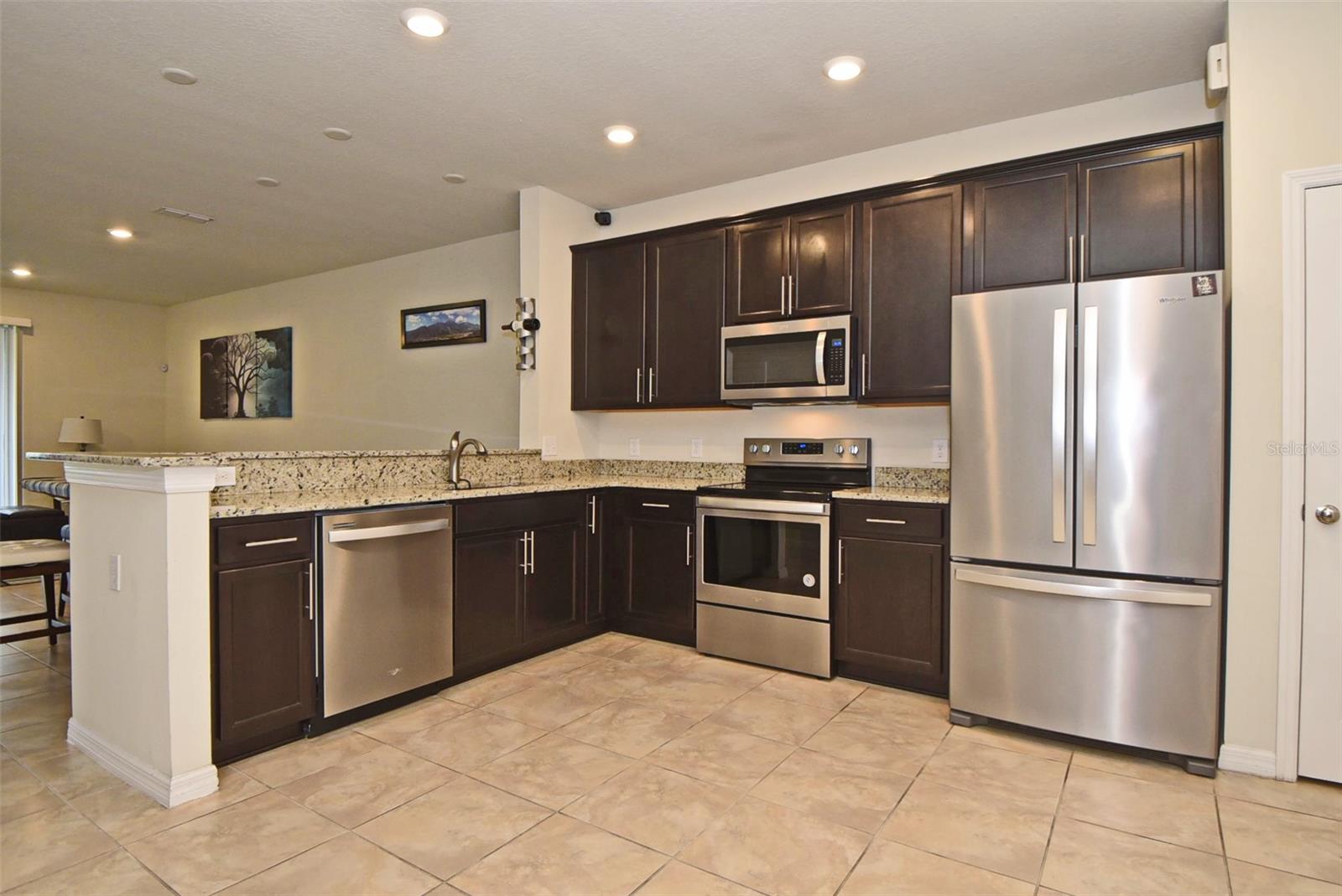 SOMERSET CROSSINGS - Residential Lease