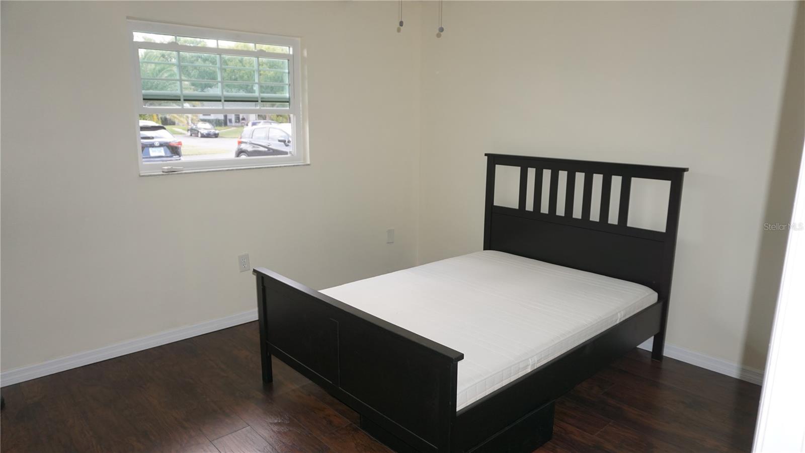 VILLAGE WOODS CONDO PH 02 - Residential Lease