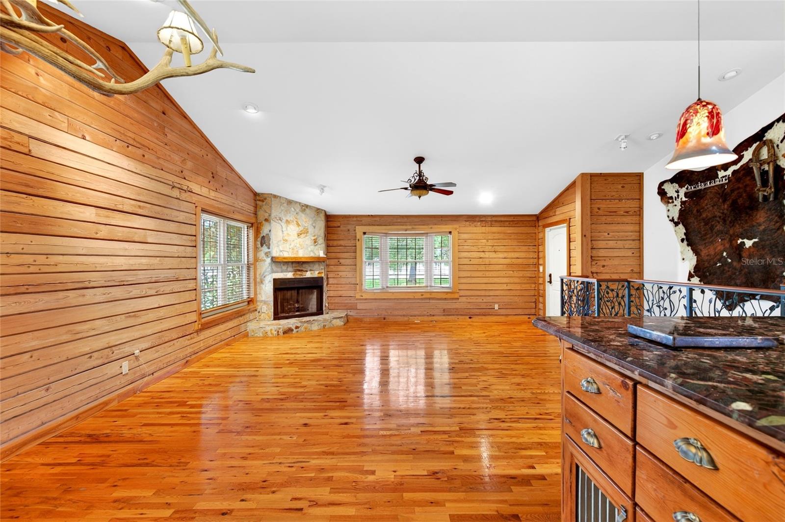 FOX GROVE FARMS - Residential