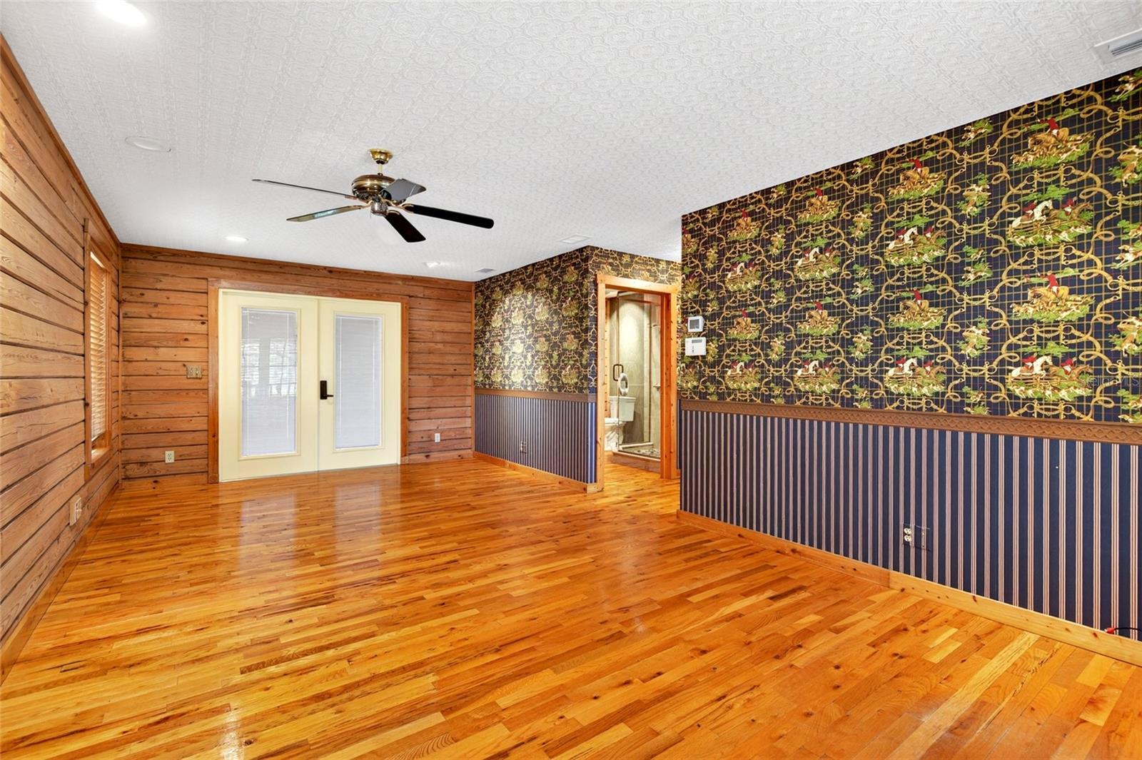 FOX GROVE FARMS - Residential