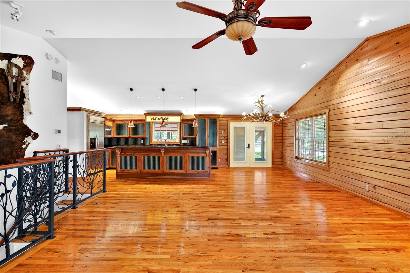 FOX GROVE FARMS - Residential