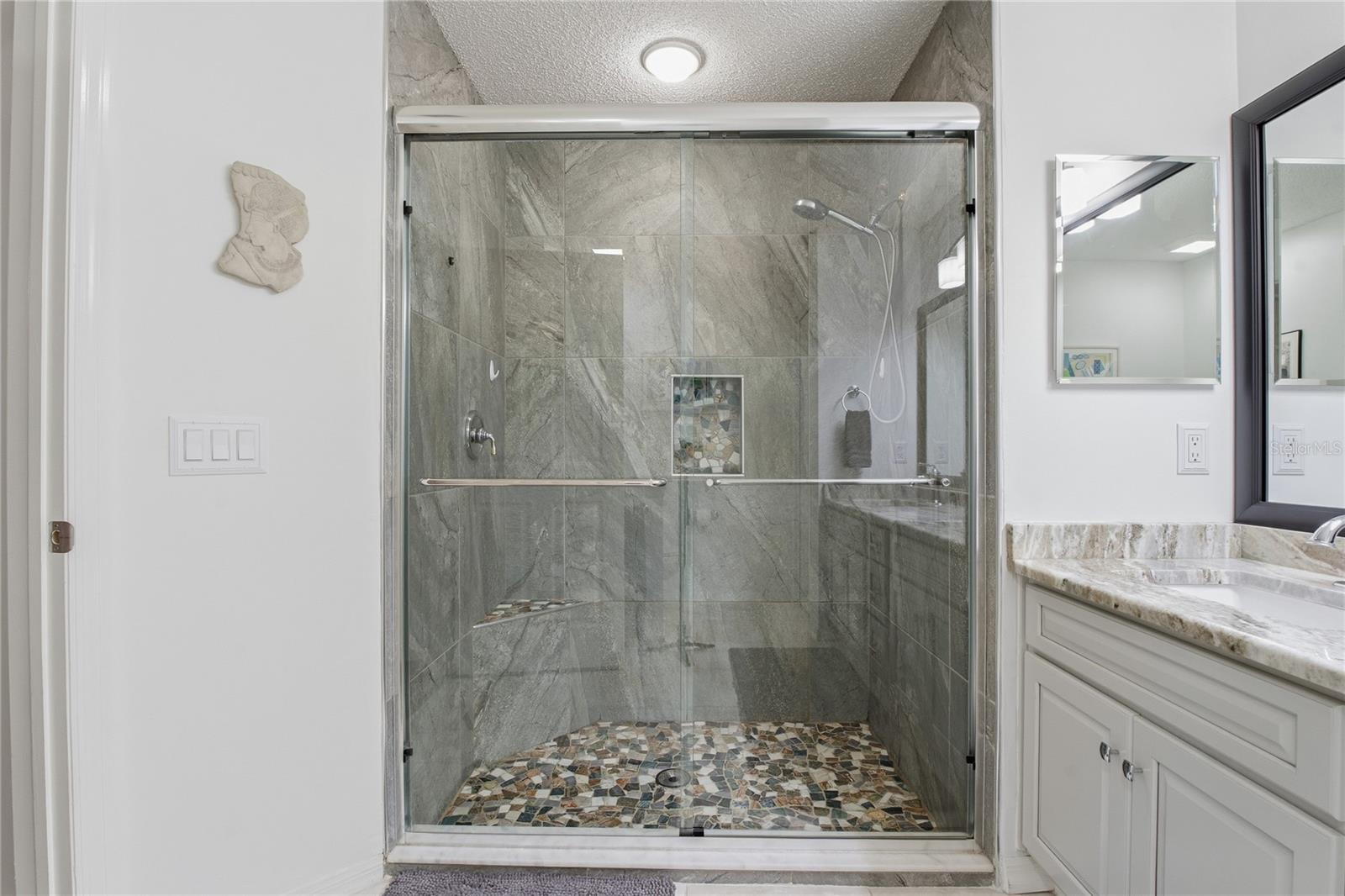 HERITAGE SPGS VILLAGE 11 - Residential