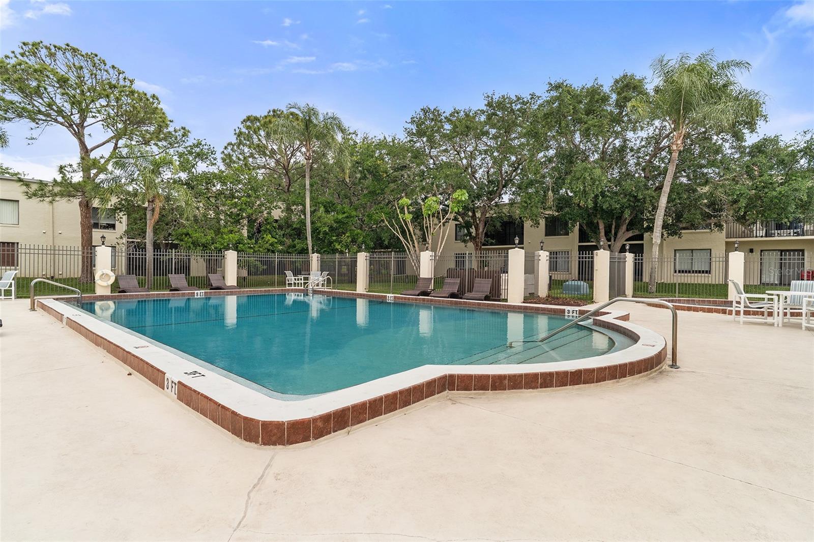 CANAVERAL BAY CONDO PH VII - Residential