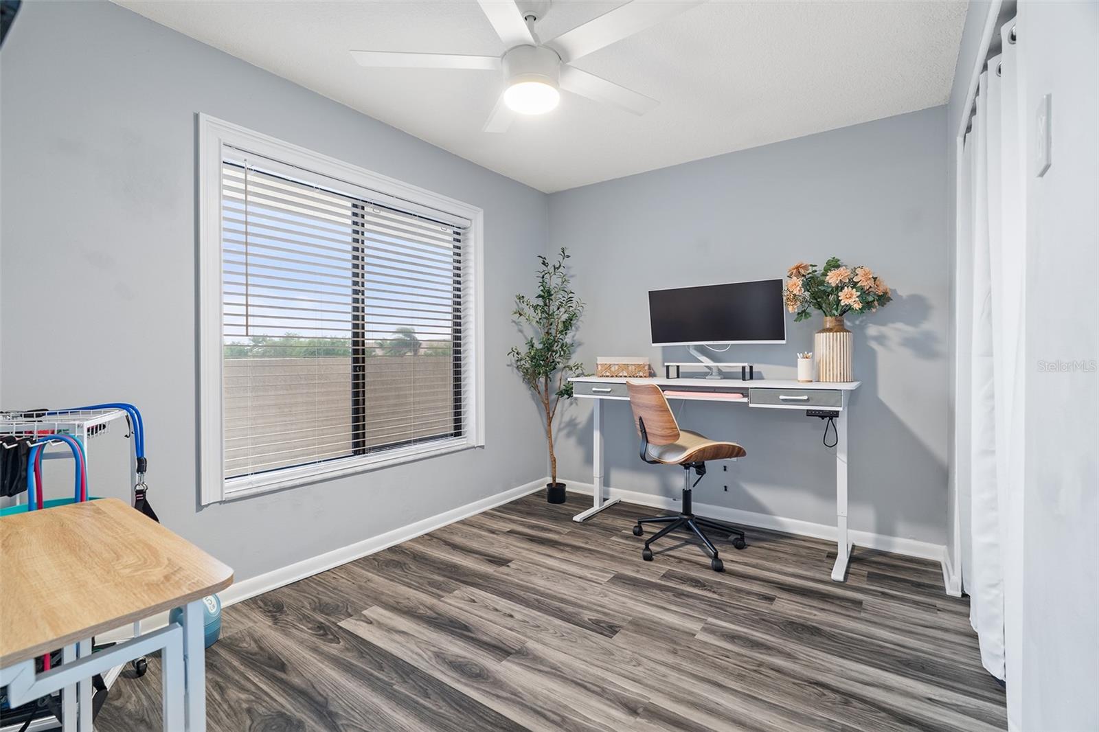 CANAVERAL BAY CONDO PH VII - Residential