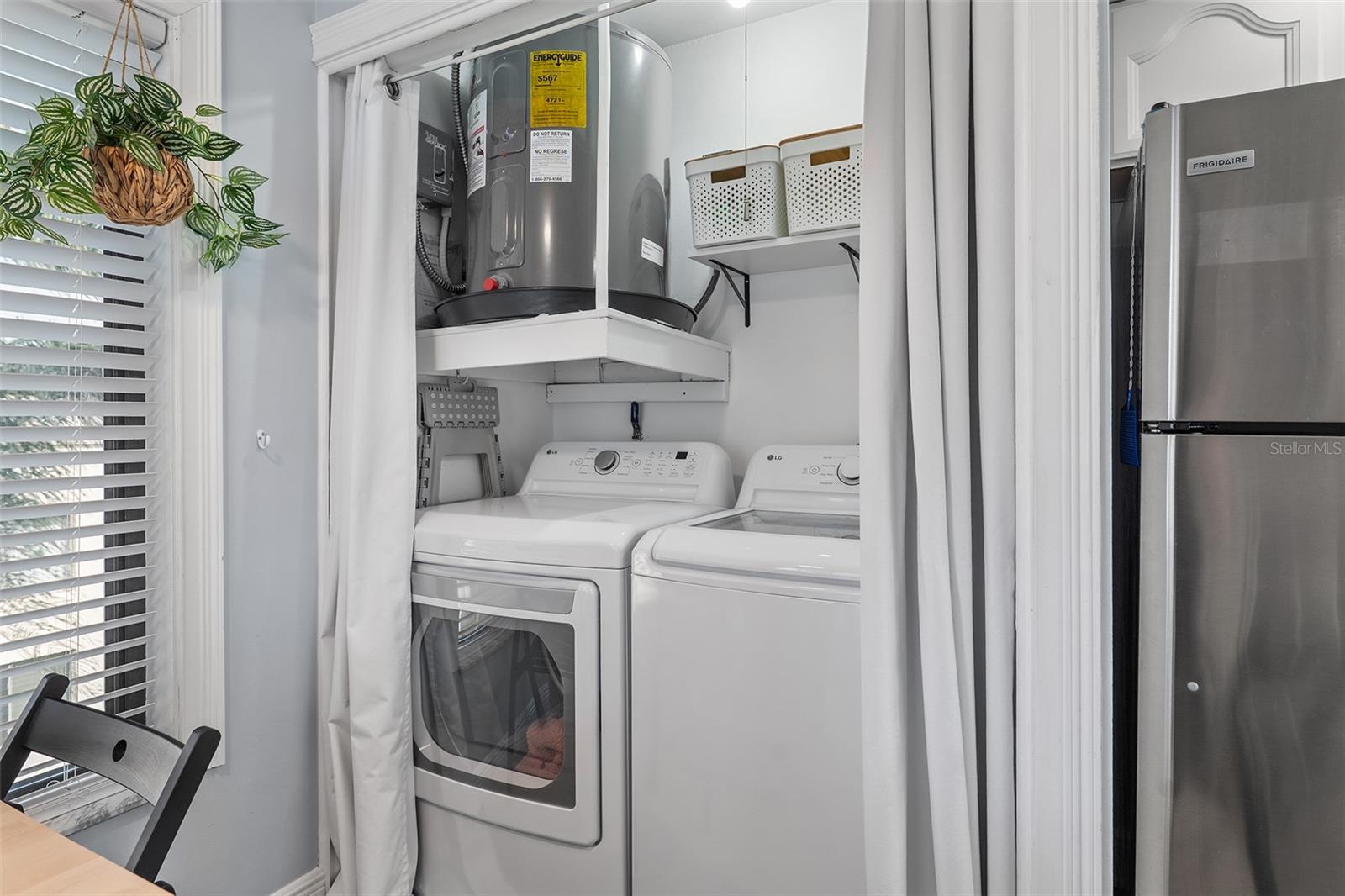 CANAVERAL BAY CONDO PH VII - Residential
