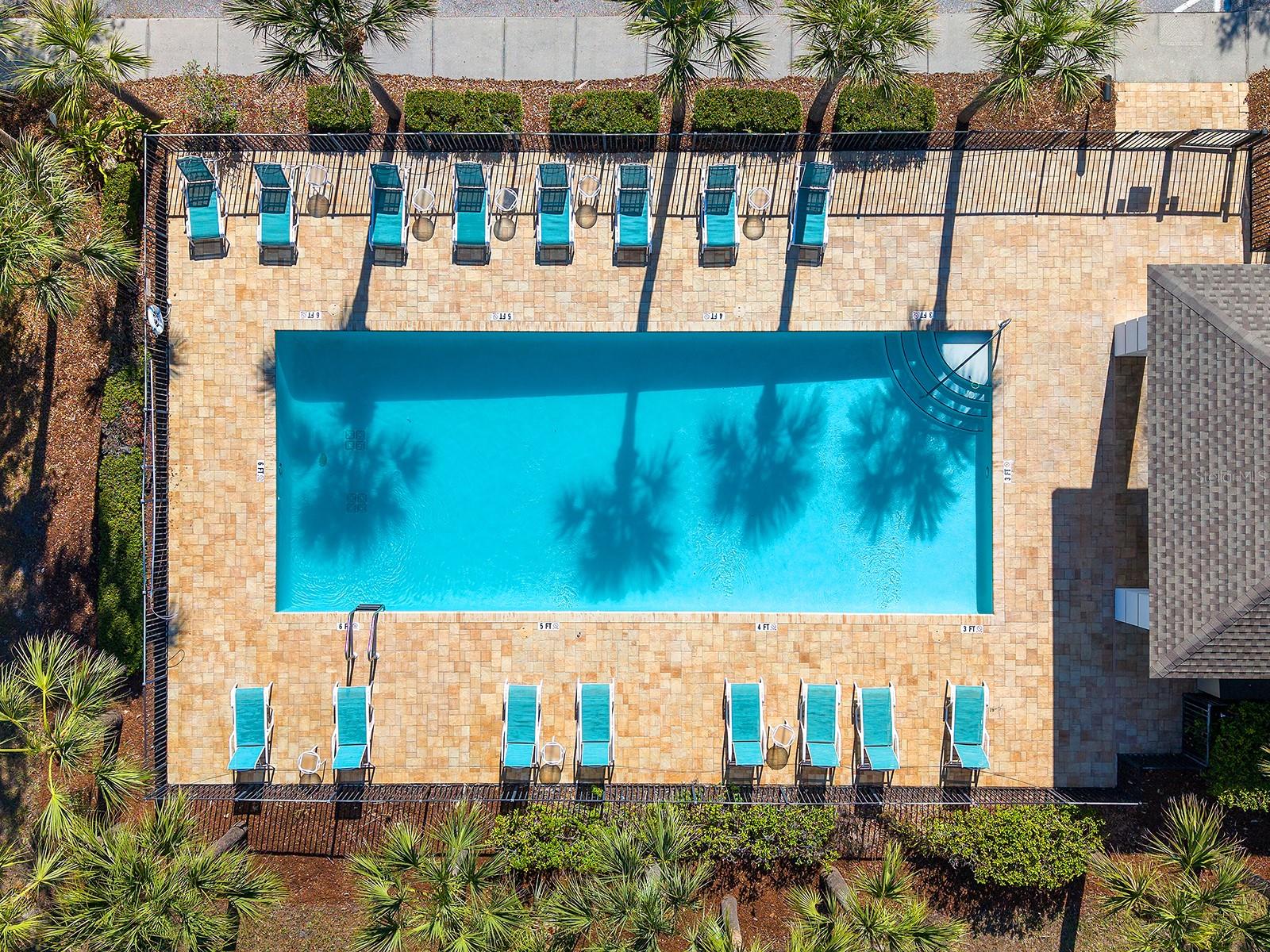 THE TWNHMS AT LIGHTHOUSE COVE IV - Residential