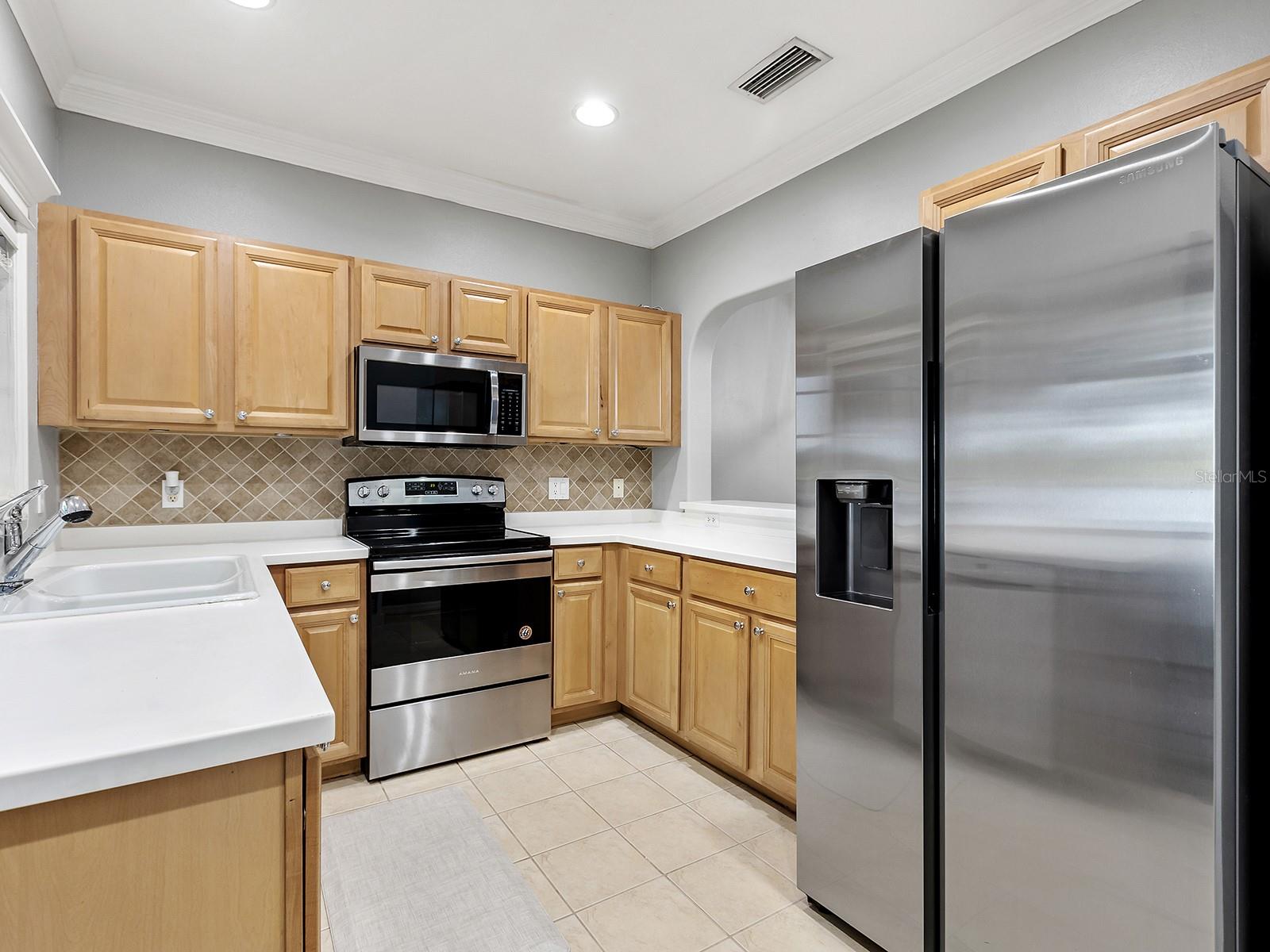 THE TWNHMS AT LIGHTHOUSE COVE IV - Residential