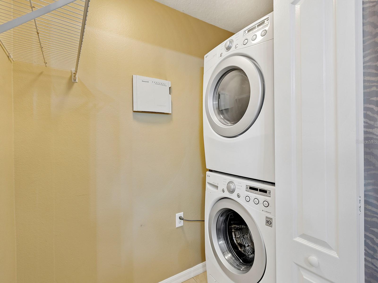 THE TWNHMS AT LIGHTHOUSE COVE IV - Residential