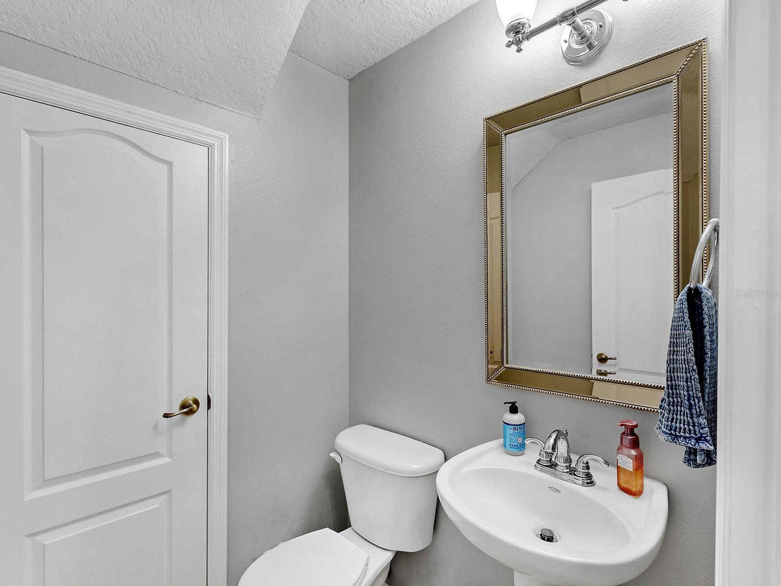 THE TWNHMS AT LIGHTHOUSE COVE IV - Residential