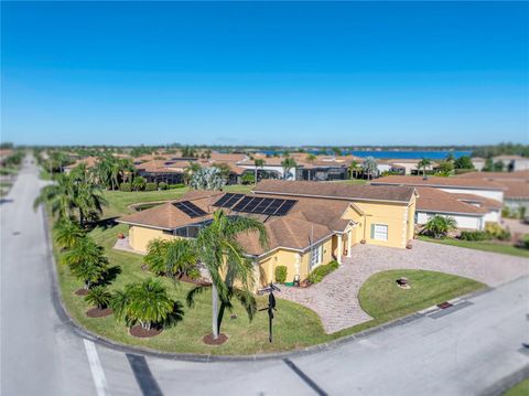 A home in LAKE WALES