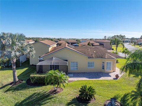 A home in LAKE WALES