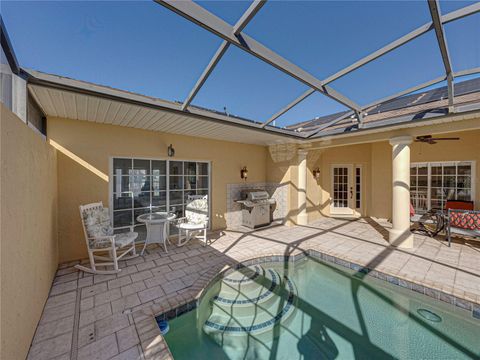 A home in LAKE WALES