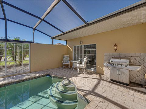 A home in LAKE WALES