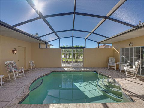 A home in LAKE WALES