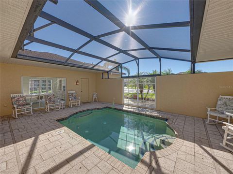 A home in LAKE WALES