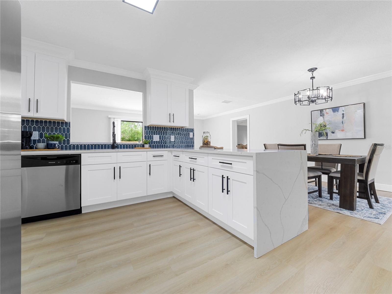 CARROLLWOOD ESTATES - Residential