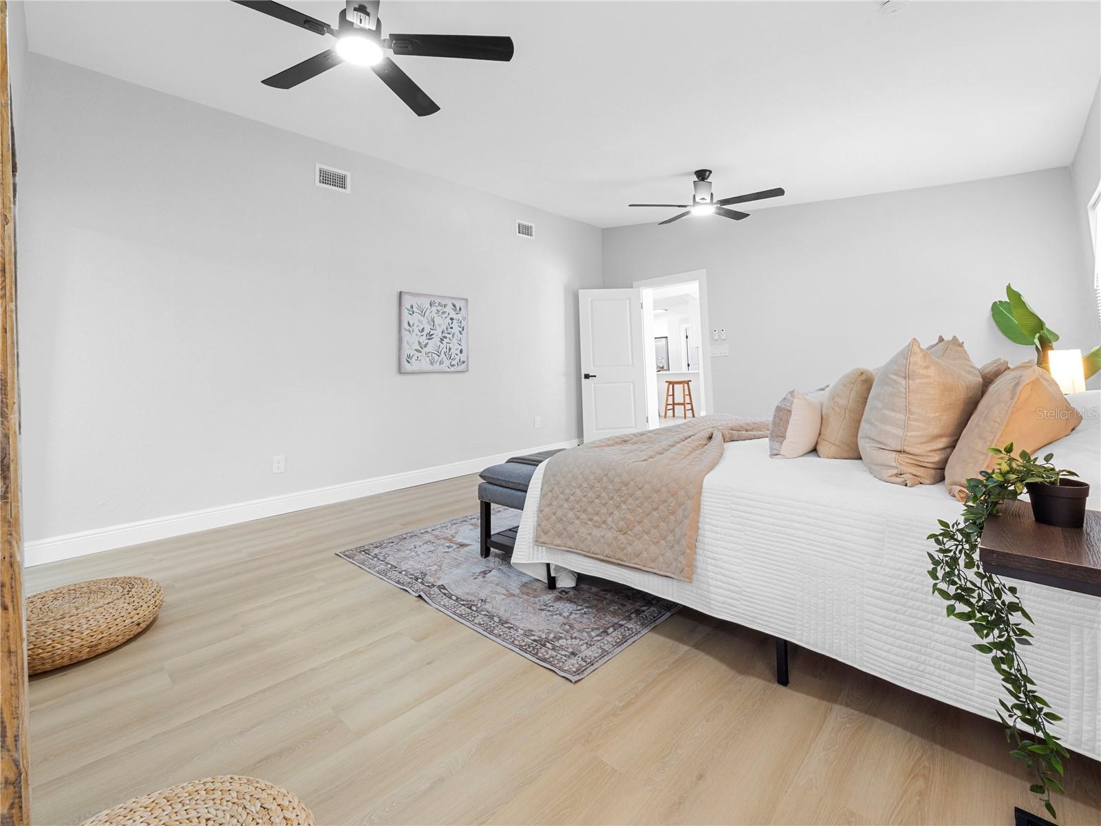 CARROLLWOOD ESTATES - Residential