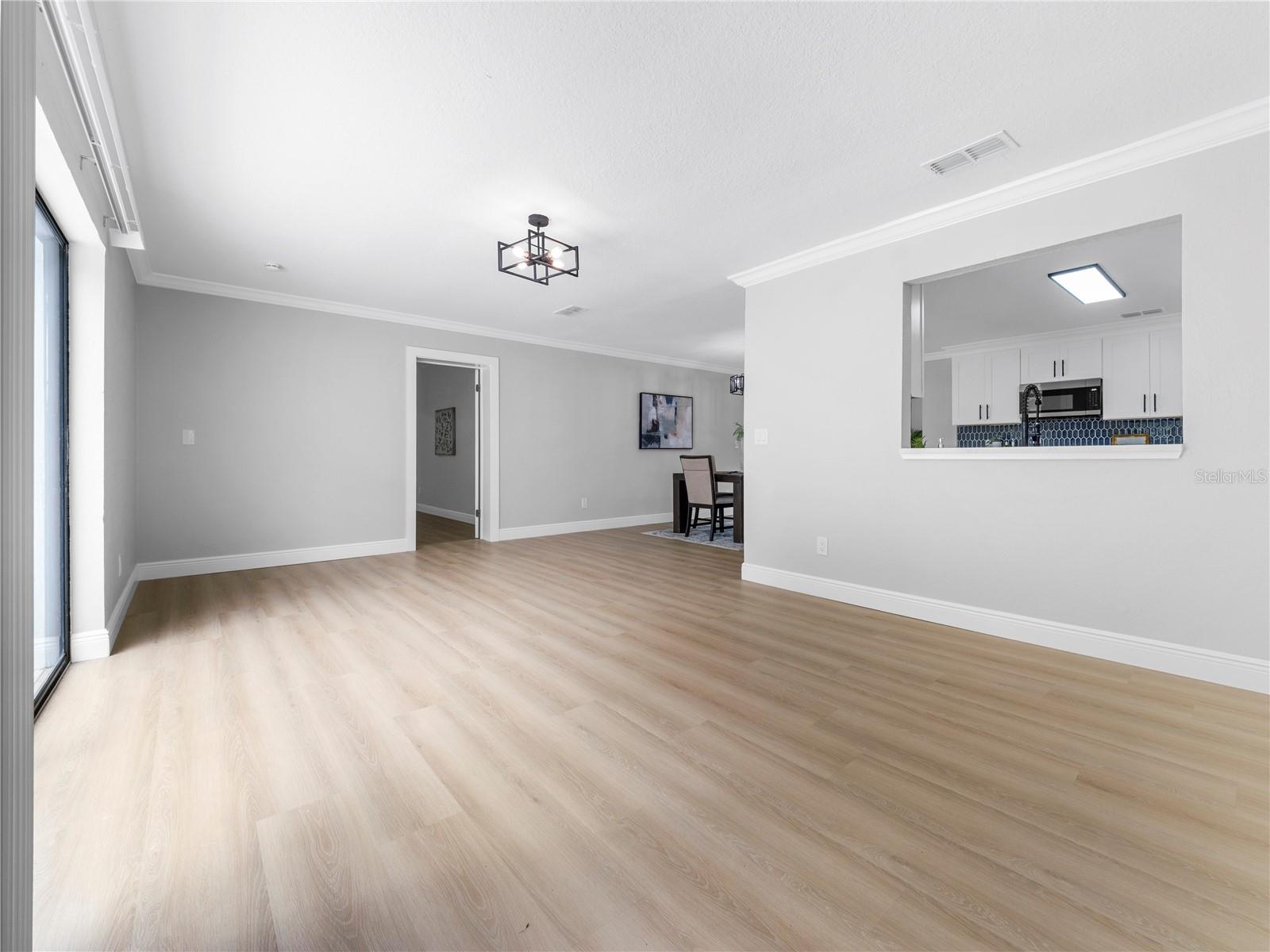 CARROLLWOOD ESTATES - Residential