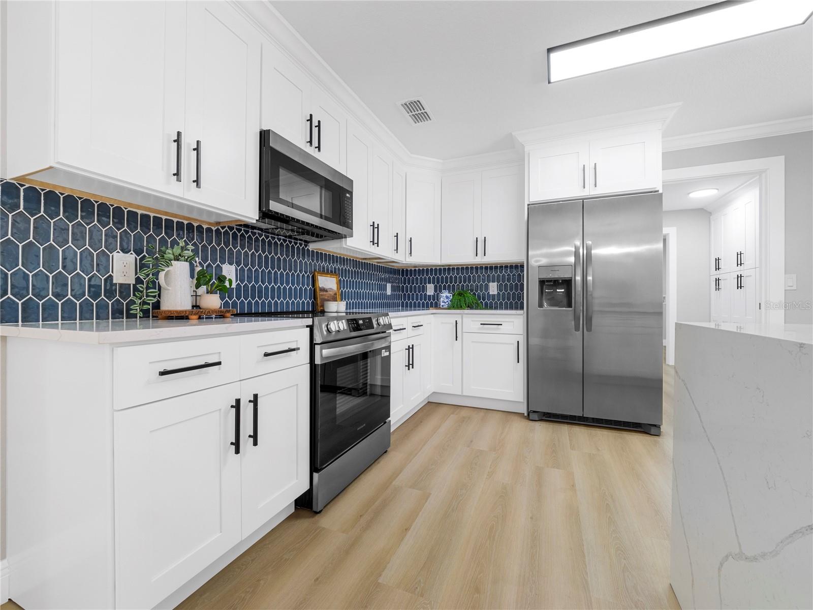 CARROLLWOOD ESTATES - Residential