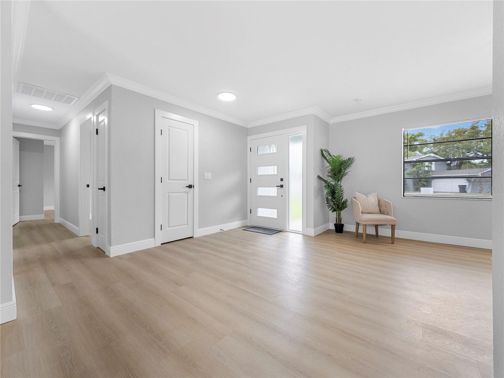 Photo of 11315 Carrollwood Estates Drive, Tampa, FL 33618 (MLS # TB8494936)