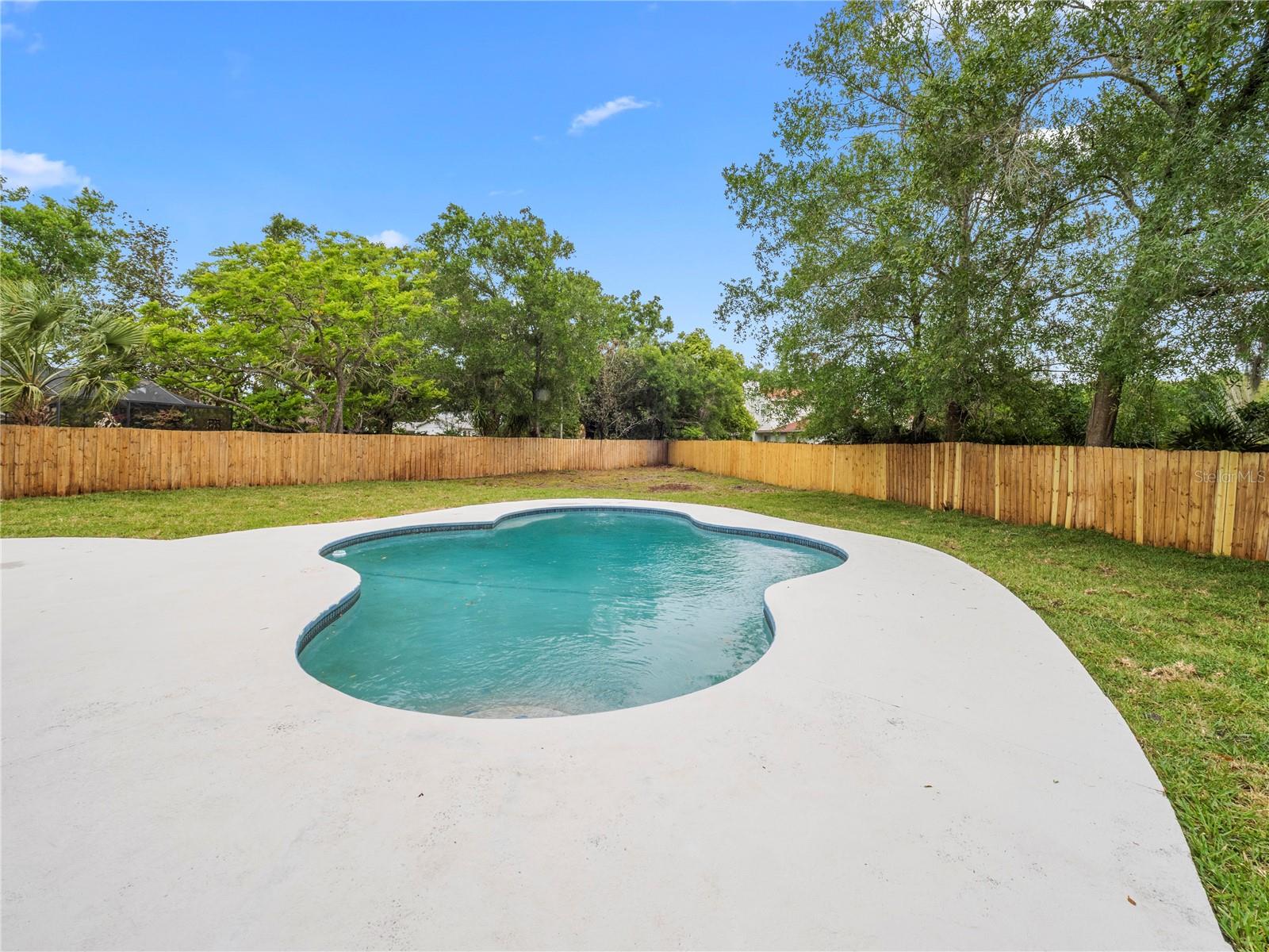 CARROLLWOOD ESTATES - Residential