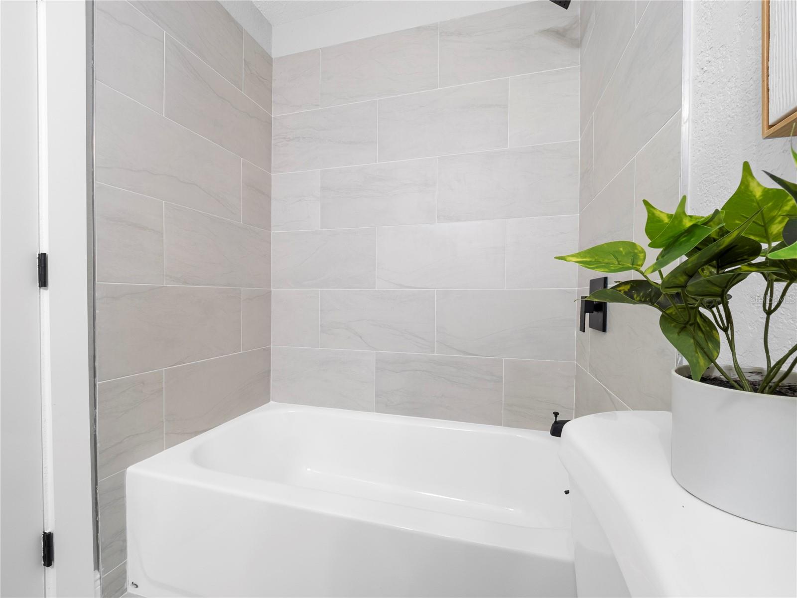 CARROLLWOOD ESTATES - Residential