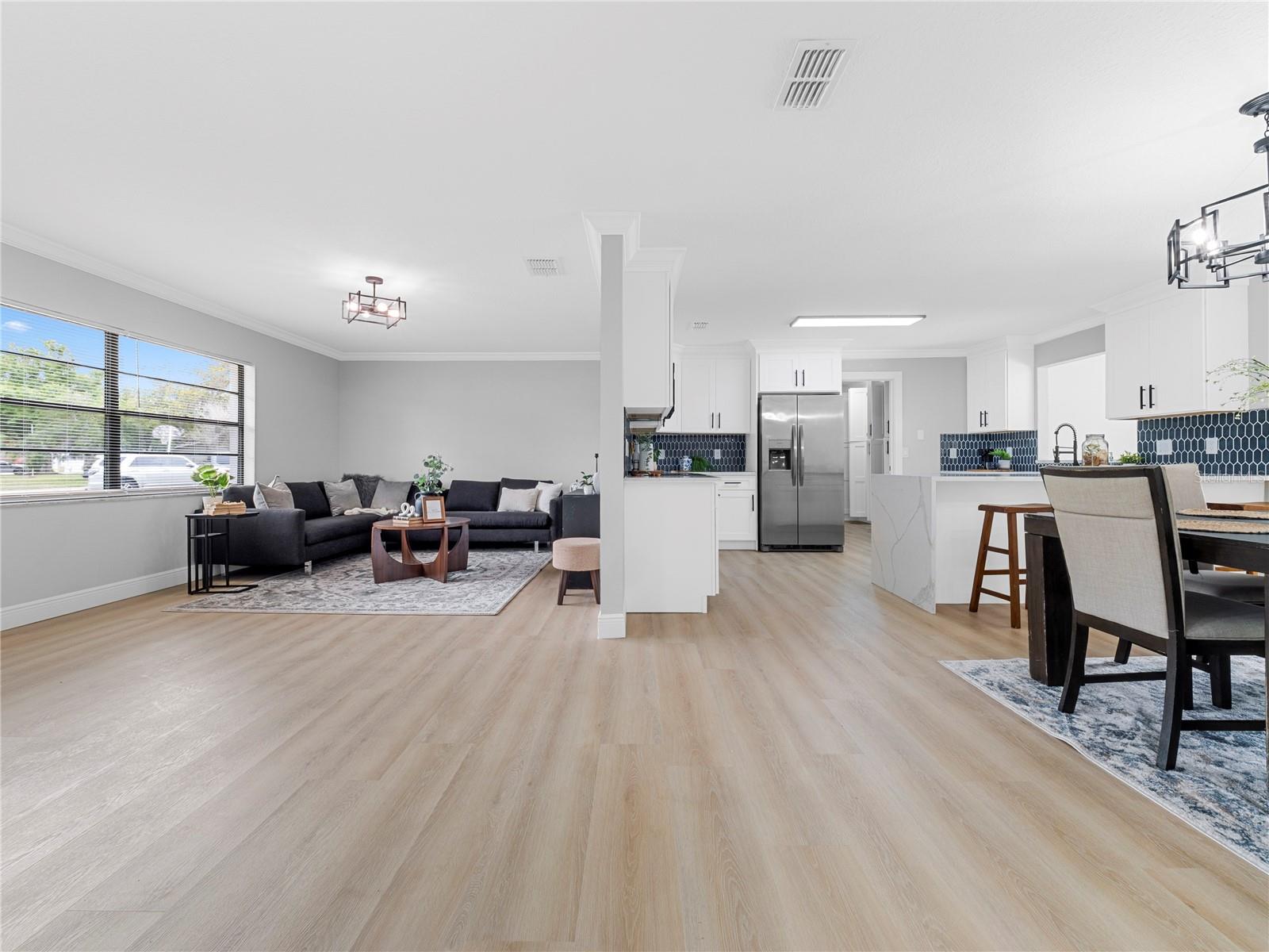 CARROLLWOOD ESTATES - Residential