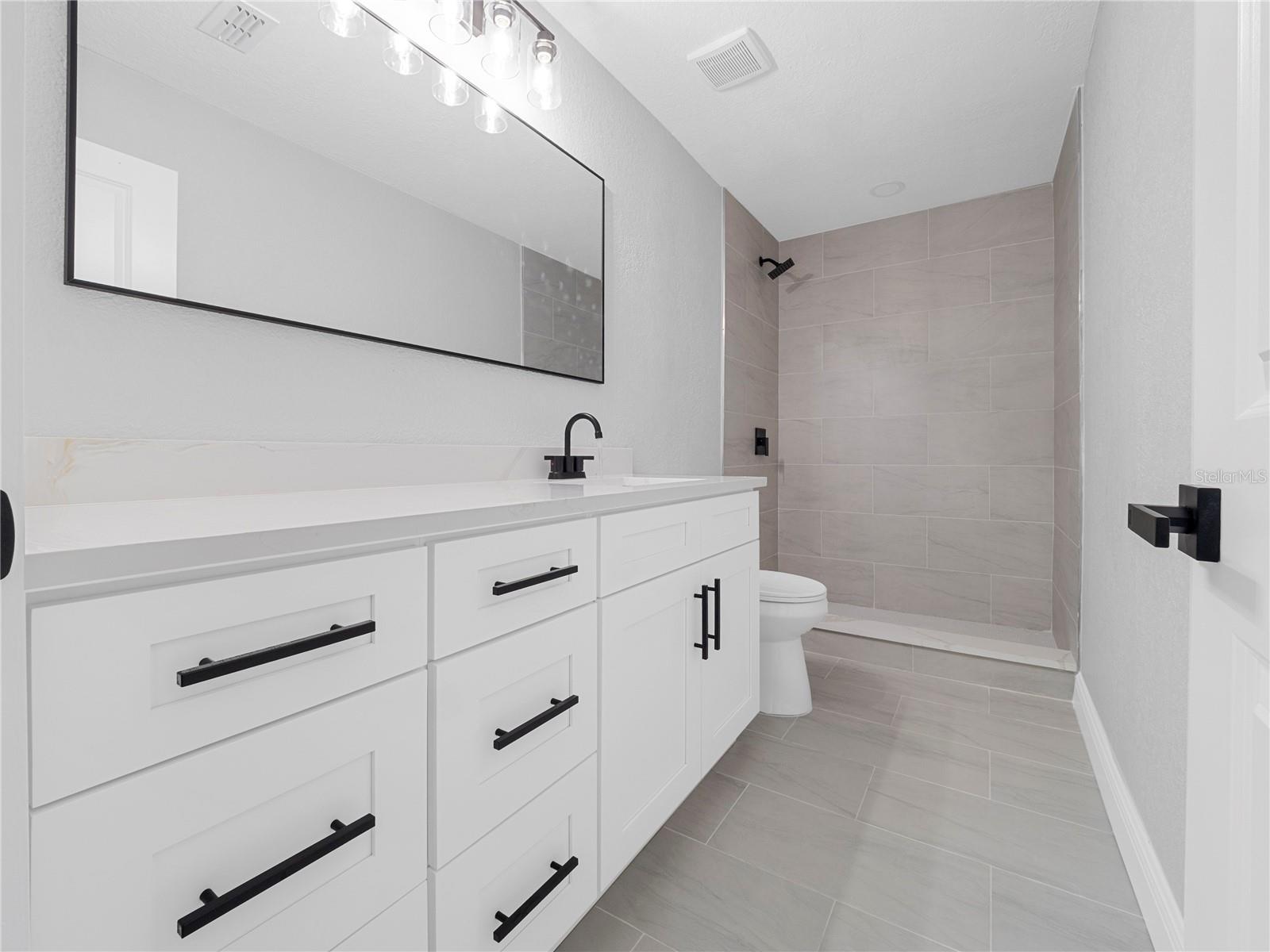 CARROLLWOOD ESTATES - Residential